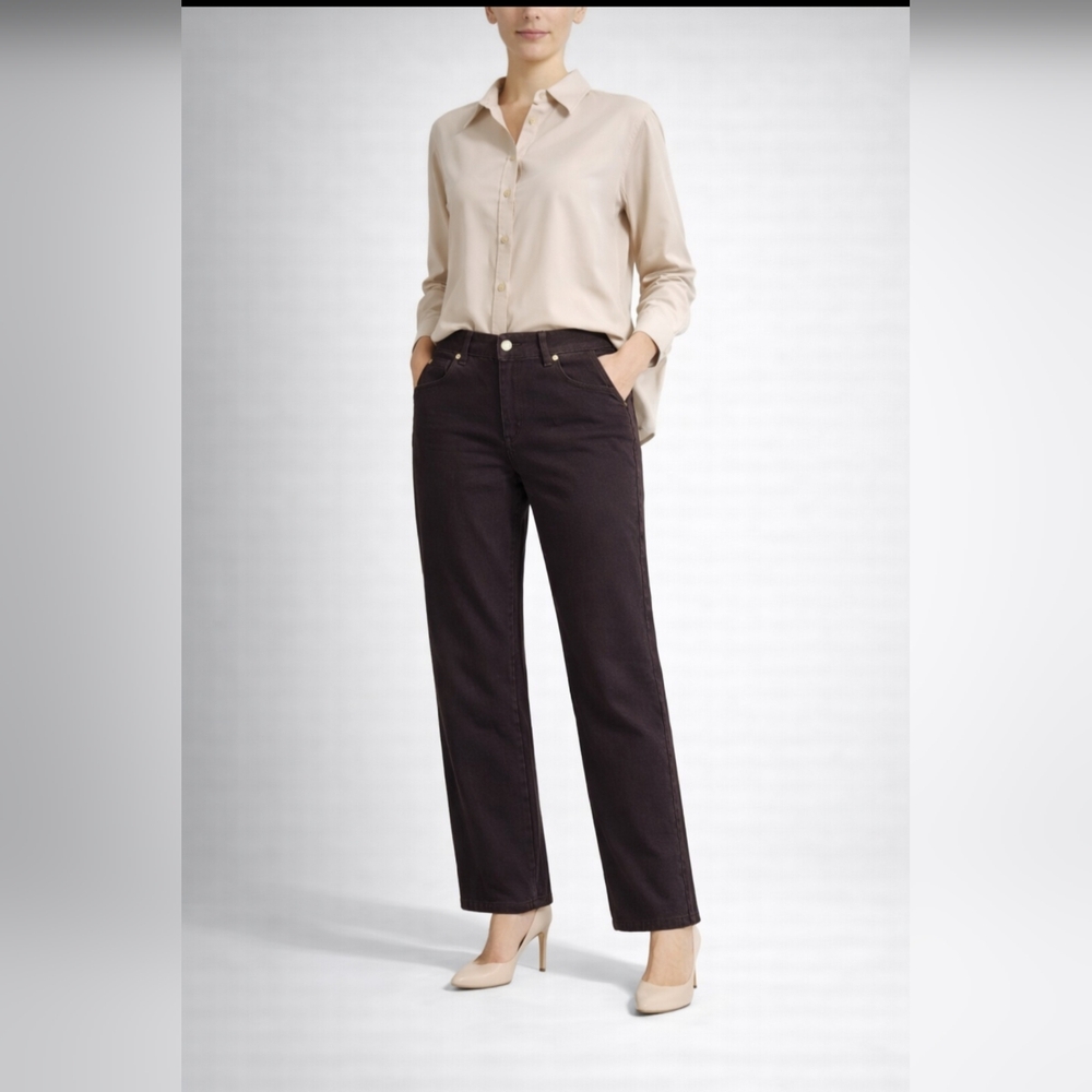 St. John Sport Brown Stretch Straight Leg Jeans Size 8 NWOT